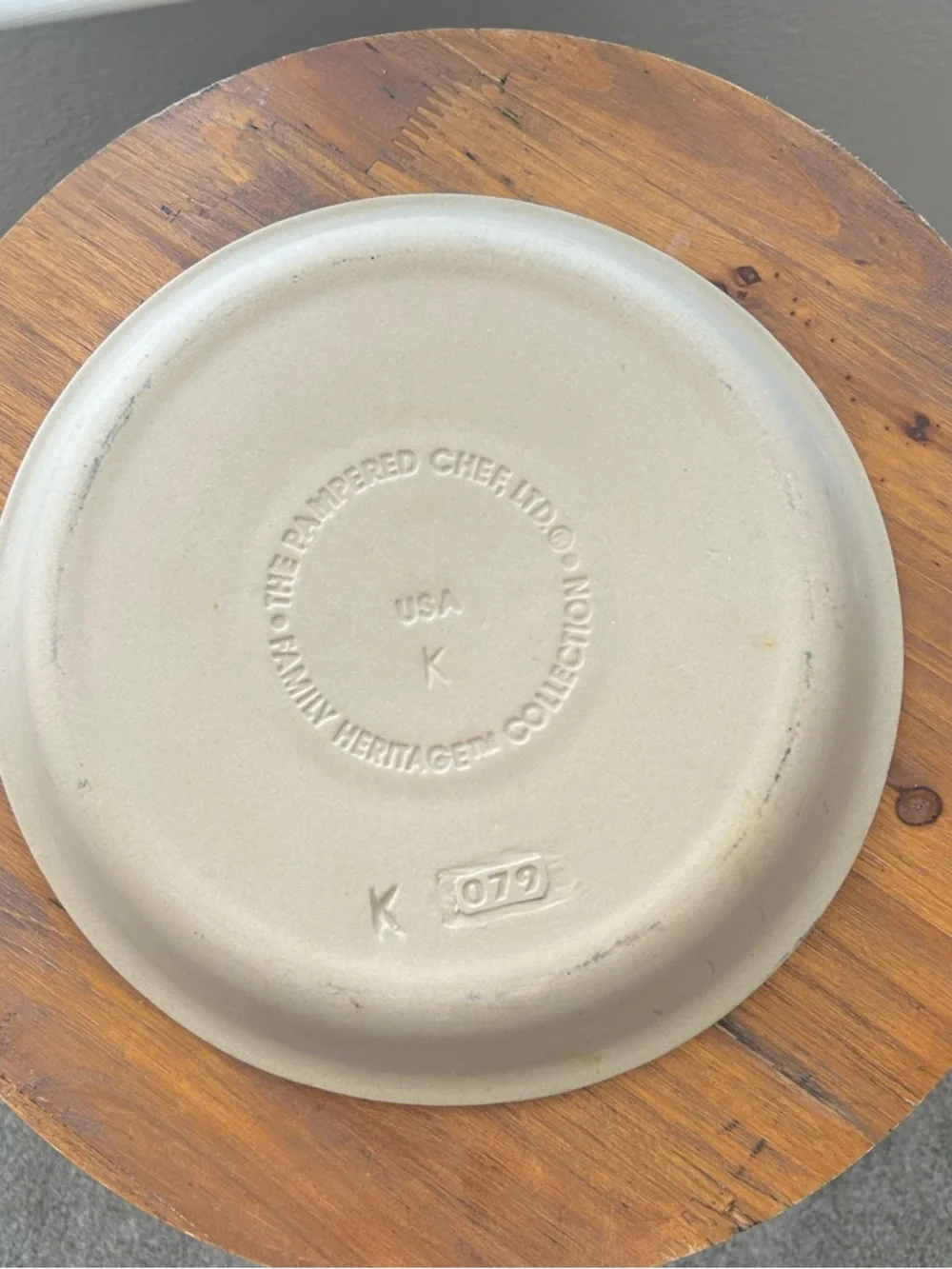 Pampered Chef Pie Plate 10 inch